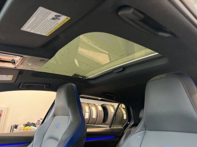 2024 Volkswagen Golf R 4Motion