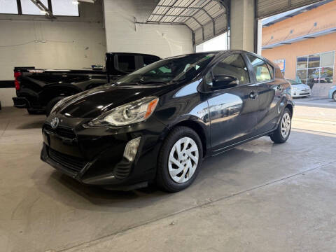 2016 Toyota Prius c One