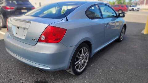 2005 Scion tC