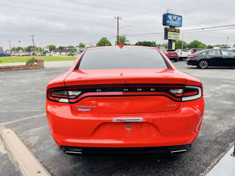 2017 Dodge Charger SXT