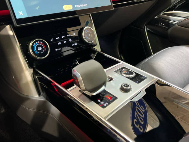 2023 Land Rover Range Rover P530 Autobiography