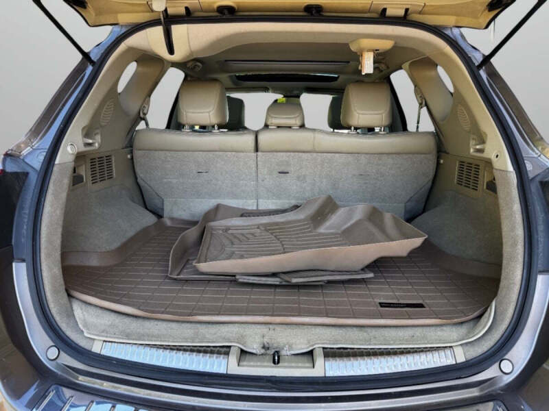 2012 Nissan Murano LE