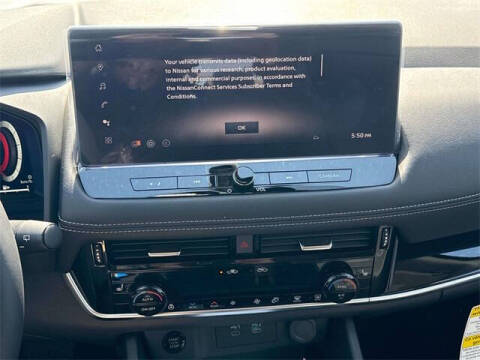 2025 Nissan Rogue SL