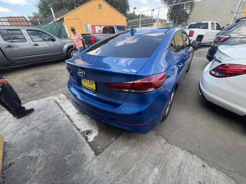 2018 Hyundai Elantra