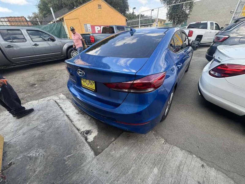 2018 Hyundai Elantra