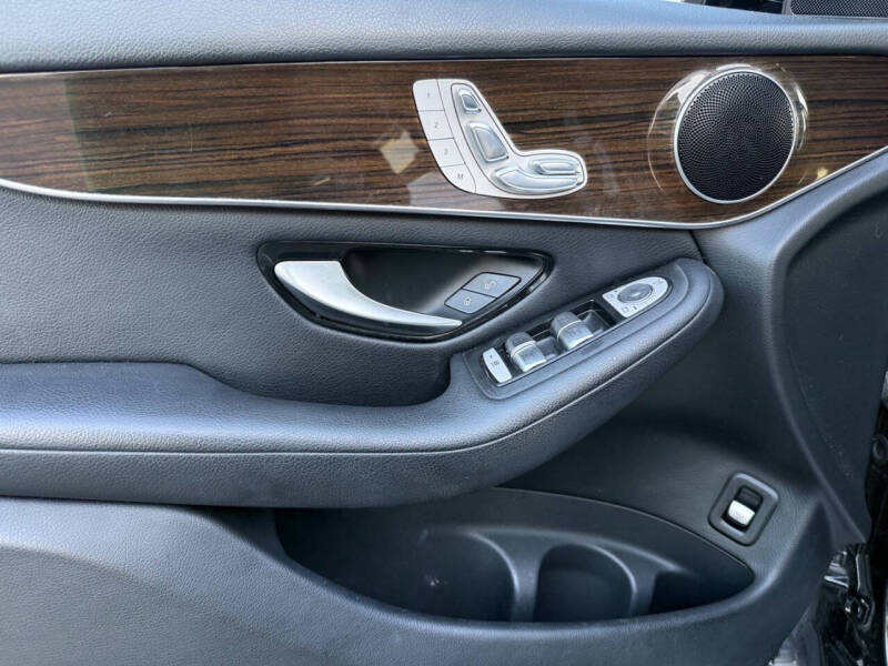 2018 Mercedes-Benz GLC GLC 300