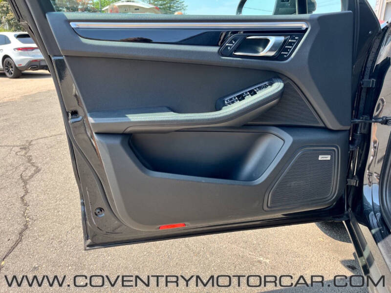 2018 Porsche Macan S