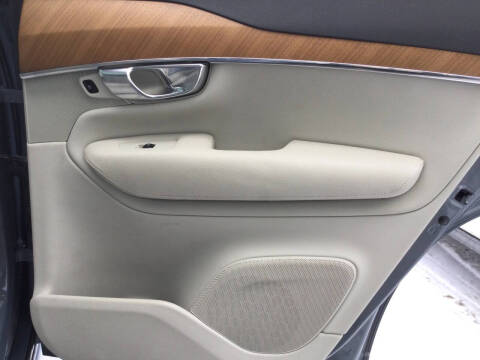 2021 Volvo XC90 Recharge T8 Inscription Expression 7P