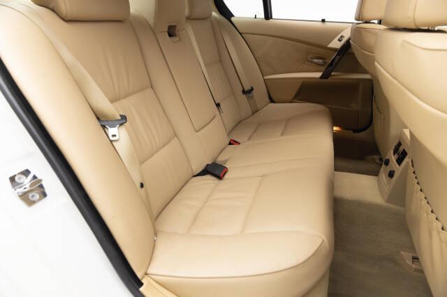 2004 BMW 5 Series 545i