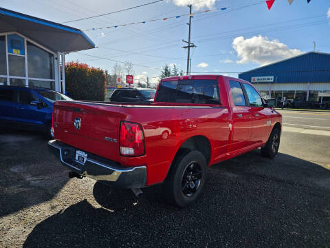 2017 RAM 1500 SLT