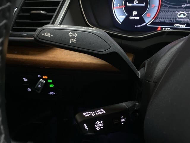 2023 Audi Q5 quattro Premium Plus 40 TFSI