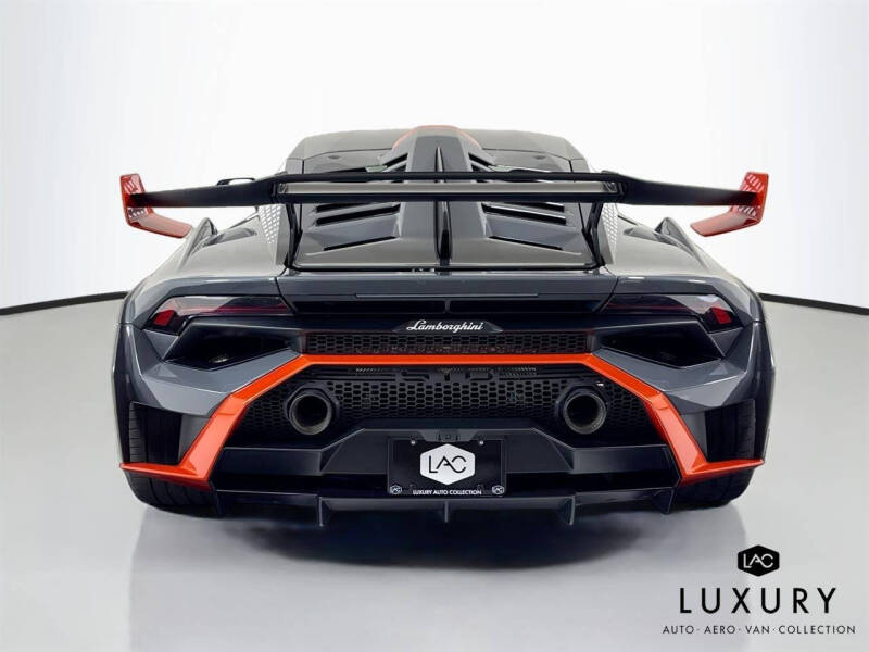 2021 Lamborghini Huracan STO