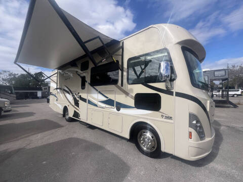 2017 Thor Motor Coach ACE BUNK HOUSE