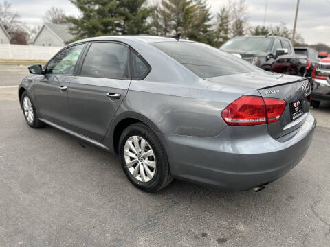 2014 Volkswagen Passat 1.8T Wolfsburg Edition PZEV