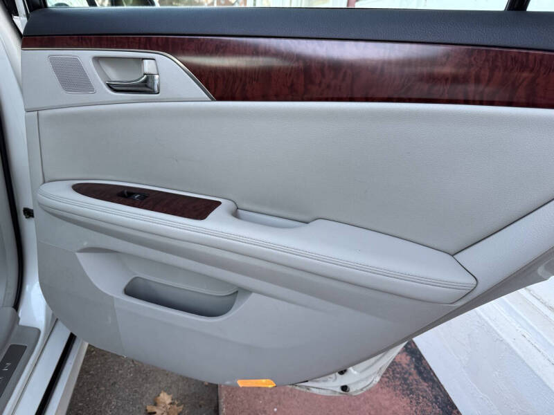 2011 Toyota Avalon Limited