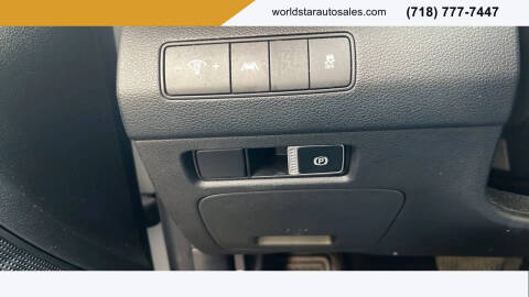 2021 Hyundai Santa Fe SE