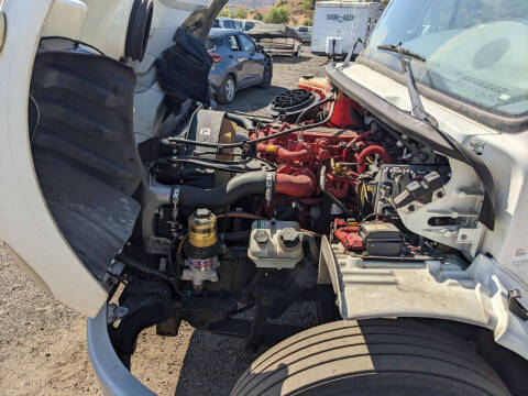 2018 Freightliner M2 106