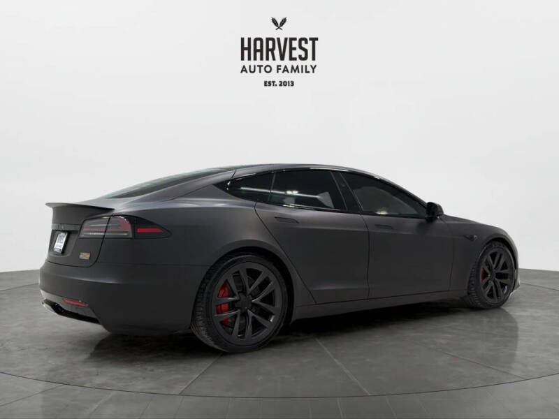 2024 Tesla Model S Plaid