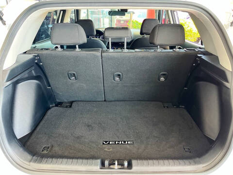 2021 Hyundai Venue SE