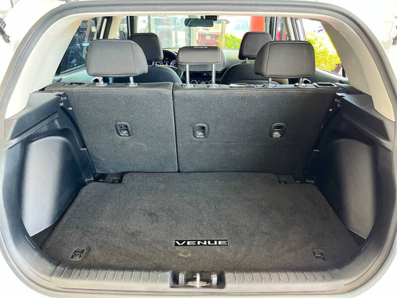 2021 Hyundai Venue SE