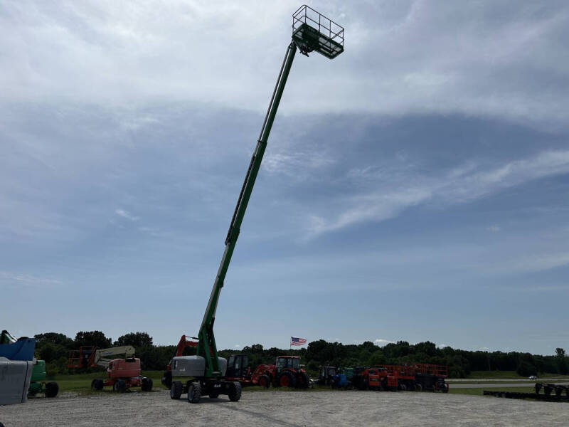 2016 Genie 65' Manlift