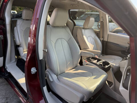 2018 Chrysler Pacifica Touring L