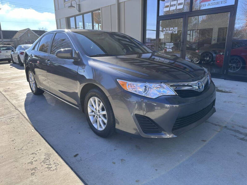 2013 Toyota Camry LE Hybrid photo 3