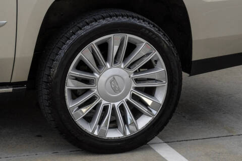 2017 Cadillac Escalade ESV Platinum