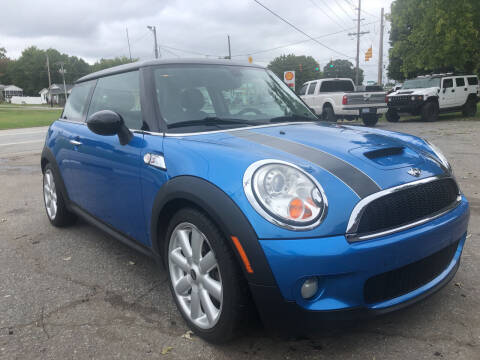 2008 MINI Cooper for sale at Creekside Automotive in Lexington NC