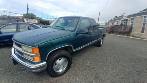 1996 Chevrolet C/K 1500 Series for sale at Deanas Auto Biz in Pendleton OR