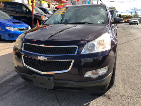 2010 Chevrolet Traverse for sale at Deleon Mich Auto Sales in Yonkers NY