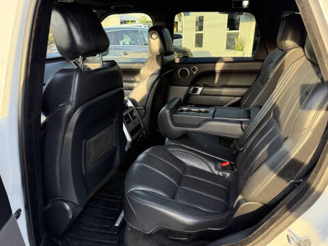 2017 Land Rover Range Rover Sport HSE