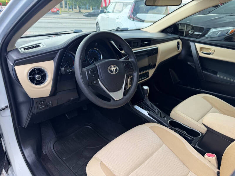 2017 Toyota Corolla LE