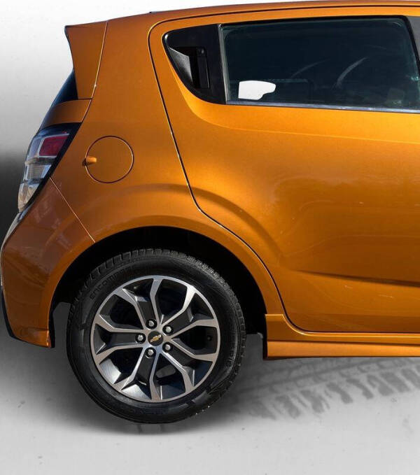 2017 Chevrolet Sonic LT Auto