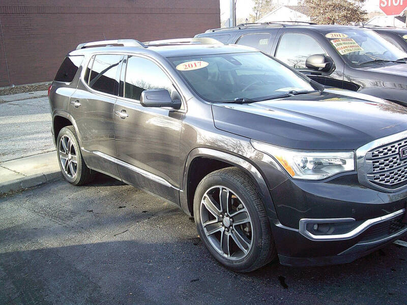 2017 GMC Acadia Denali