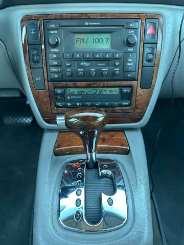 2004 Volkswagen Passat GLX