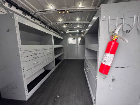 2021 Chevrolet Express 2500