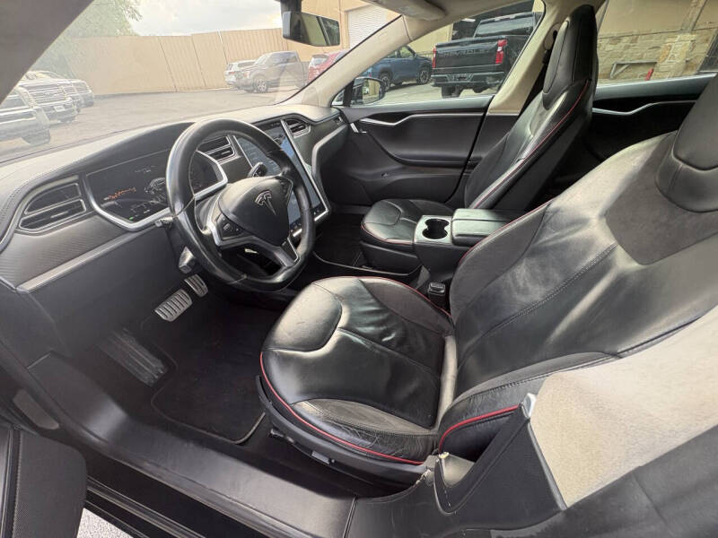 2013 Tesla Model S Performance