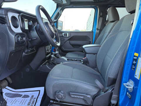 2025 Jeep Gladiator NightHawk