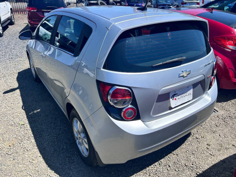 2013 Chevrolet Sonic LT Manual