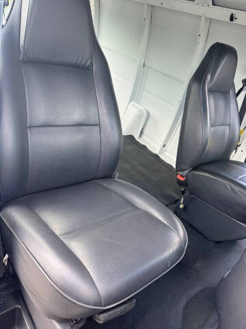 2001 Dodge Ram Van 1500