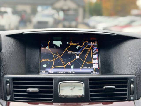 2015 Infiniti Q70 3.7