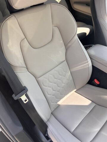 2025 Volvo XC90 T8 Plus Bright Theme 7P