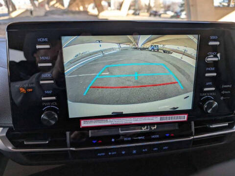 2025 Toyota Sienna LE 8-Passenger