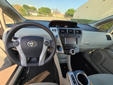 2012 Toyota Prius v Three