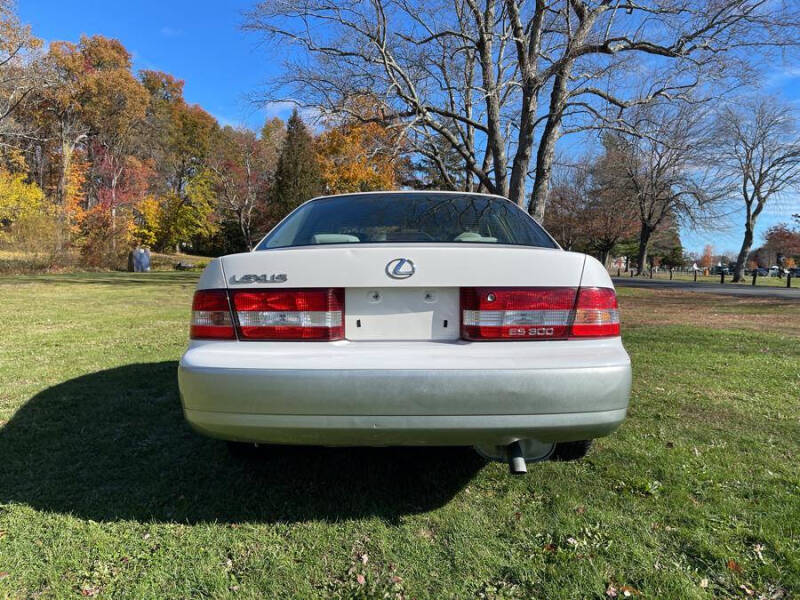 2001 Lexus ES 300