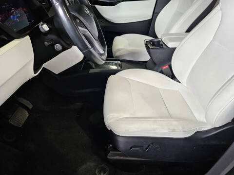 2020 Tesla Model X Long Range Plus