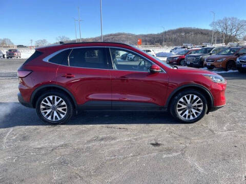 2020 Ford Escape Titanium