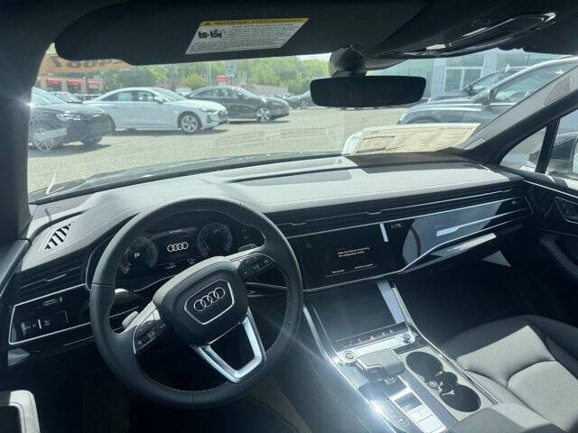 2025 Audi Q7 quattro Premium Plus 55 TFSI