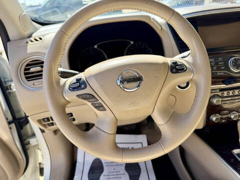 2015 Nissan Pathfinder